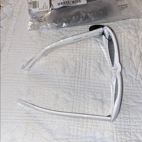 Quay Australia Frivolous Sunglasses - Picture 6 of 7